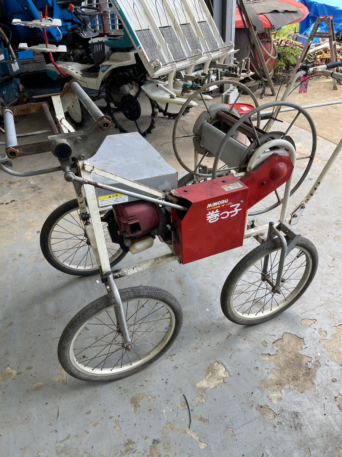 みのる産業　マルチ回収機　W-12A